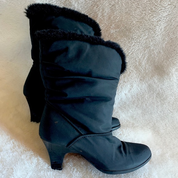 Boots - Picture 2 of 4